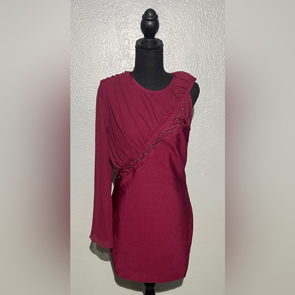 NWT bebe 1 sheer sleeve polyester, spandex blend mini dress - Picture 3 of 7